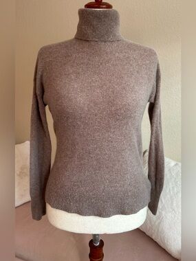 Nordstrom 100% Cashmere Turtleneck Sweater Womens Large Taupe Brown Quiet Luxury
